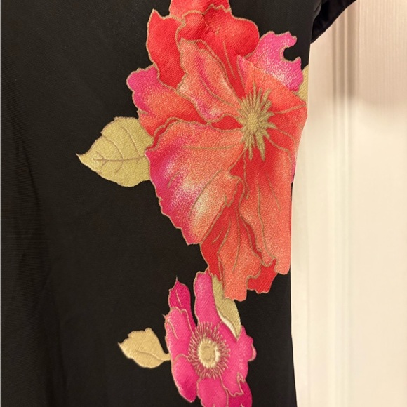 Jones Wear Black Maxi Dress with Pink Floral Design - Picture 5 of 7